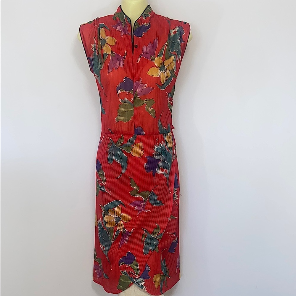 ByerToo Dress Floral Vintage Size 9 Modern 6 Excellent Condition